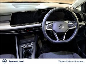 Volkswagen Golf 1.0 TSI 110HP Life - Image 3