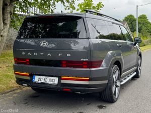 Santa Fe 1.6 Petrol Hybrid PHEV 4WD Premium - 261 - Image 4