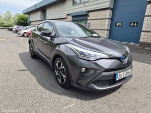 TOYOTA C-HR SPORT / 2023 / 1.8 HYBRID / AUTOMATIC - Image 3