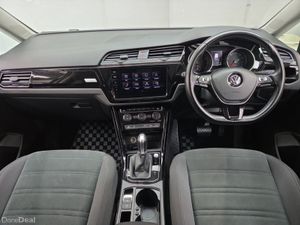 Volkswagen Touran 1.2 TSI Highline DSG 7 Seater - Image 4