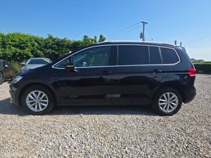 2019 Volkswagen Touran TDI Comfort Line - Image 2