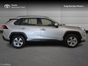 Toyota RAV4 HYBRID LUNA 4DR AUTO - Image 3