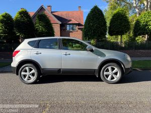 New: NCT 4/27. NEW: Car Play. 4K Reversing Camera - Image 3