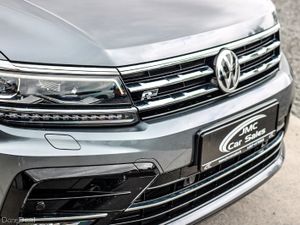 VOLKSWAGEN TIGUAN R LINE ALLSPACE AUTO - Image 4