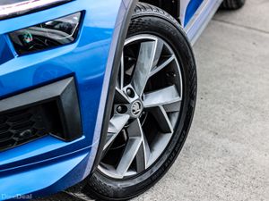 2022 SKODA KODIAQ SPORTLINE 7 SEATS - Image 2