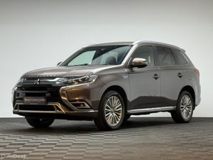 Mitsubishi Outlander INSTYLE 2.4 PHEV AUTO - Image 3