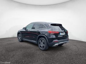 Mercedes-Benz GLA 200 D 5DR AUTO - Image 4