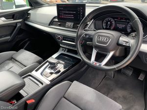 Audi Q5 2021 Quattro S Line - Image 2