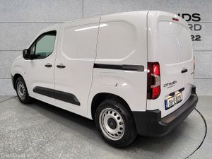 Citroen Berlingo BlueHDi 100 MWB 5 seats S&S Plus - Image 3