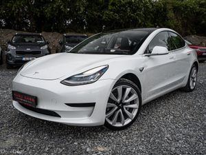 2020 Tesla Model 3/SOH 90%/38k kms/1yr warranty - Image 4