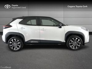 Toyota Yaris Cross YARIS CROSS LUNA SPORT - Image 3