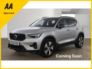 Volvo XC40 2023 PLUS T4 Petrol Plug In Hybird - Image 2