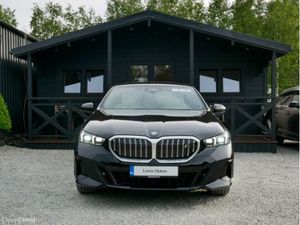 BMW i5 E-DRIVE 40 M SPORT, BEIGE LEATHER, HARMAN K - Image 2