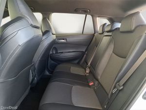 Toyota Corolla Cross HYBRID AUTO - Image 4