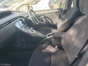 2015 toyota prius hybrid - Image 3