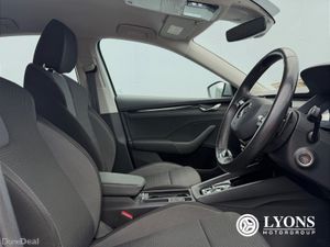 Skoda Octavia OCTAVIA AMB 2.0TDI 115HP DSG - Image 3