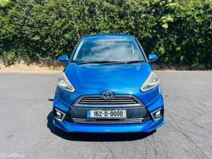 Toyota Sienta FINANCE AVAILABLE FROM €48 P/W - Image 4