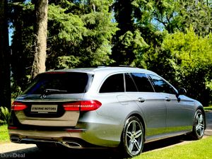 E220 AMG PREMIUM PLUS * LOW KMS * - Image 4