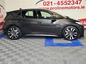 Volkswagen ID.3 PRO LIKE NEW - Image 3