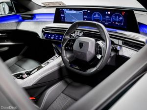 Peugeot 5008 GT Hybrid Auto 145HP - 7 Seats - Image 2