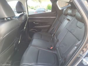 Hyundai Tucson EXECUTIVE 5DR - Image 2