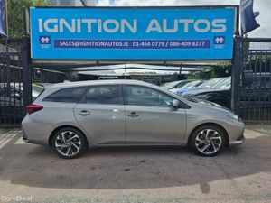 Toyota Auris PETROL HYBRID, SOL MODEL, IRISH CAR, - Image 2
