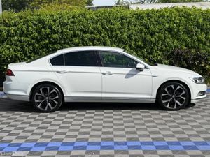 Volkswagen Passat HIGHLINE R-LINE PACK 2.0 TDI AUT - Image 2