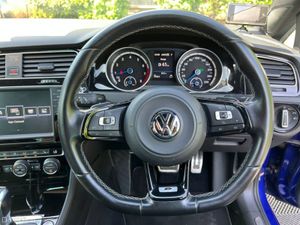 Volkswagen Golf R 4MOTION 2.0 TSI AUTO // FULL SER - Image 4
