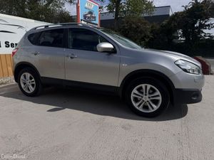 12 Nissan Qashqai 1.6 Petrol SVE Leather Bose - Image 3
