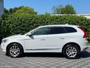 Volvo XC60 D4 CLASSIC 2.0 D // OPENING PAN ROOF // - Image 4