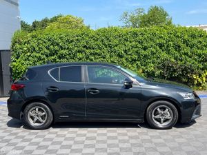 Lexus CT 1.8 HYBRID AUTO // SUEDE HEATED SEATS // - Image 2