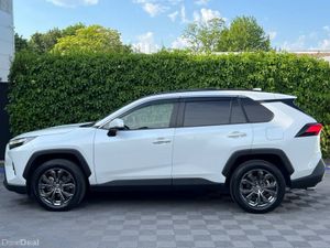 Toyota RAV4 G EDITION 2.5 HYBRID AUTO // OPENING P - Image 4