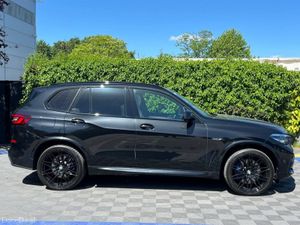 BMW X5 XDRIVE45e M-SPORT 3.0 HYBRID // OPENING PAN - Image 3