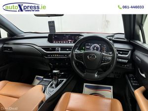 Lexus UX 2.0 Hybrid VERSION C Leather Pack - Image 4