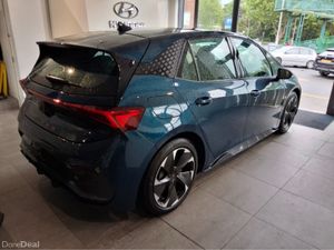 Cupra Born V1 EV 59kW ** UPGRADED ALLOYS ** - Image 2