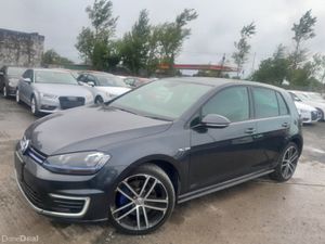 Volkswagen Golf 1.4L  Automatic Petrol Hybrid Plug - Image 3