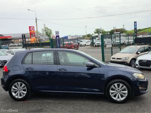 Volkswagen Golf 1.2 TSI- COMFRTLINE- REVERSING CAM - Image 2
