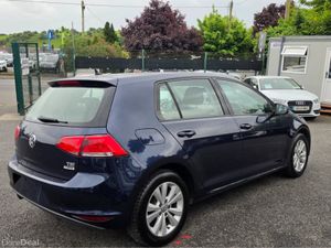 Volkswagen Golf 1.2 TSI- COMFRTLINE- REVERSING CAM - Image 4