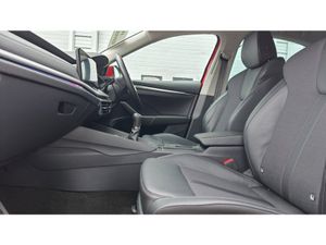 Skoda Octavia EDITION 30 2.0 TDI 115 BHP- HEATED S - Image 4