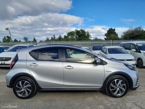 Toyota Aqua 1.5 Petrol Hybrid Automatic Low mileag - Image 4