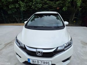 Honda Fit Hybrid Automatic 2016 Low Miles - Image 2