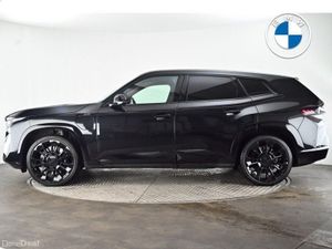 BMW XM 4.4 - Image 3