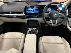 BMW iX1 eDrive20 xLine - Image 4