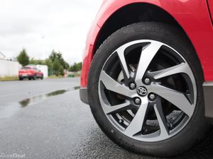 Toyota Aqua Red - Image 4