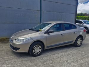 Renault Fluence 2010 - Image 4
