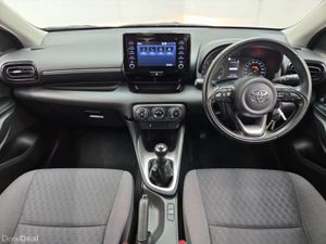 Toyota Yaris  1.0 Luna 4DR Manual - Image 4