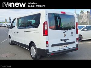 Renault Trafic Passenger TRAFIC RED - COMBI FWD * - Image 4