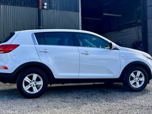 Kia Sportage 2014 1.7 diesel - Image 3