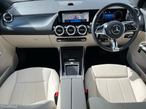 Mercedes-Benz GLA 180D Progressive Line Plus Compa - Image 4