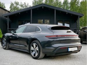 Porsche Taycan 4S SPORT TURISMO, HIGH SPEC, 530BHP - Image 4